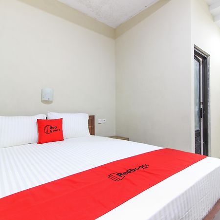 Hotel Reddoorz Near Jogja Kembali Monument 3 Kalasan Esterno foto